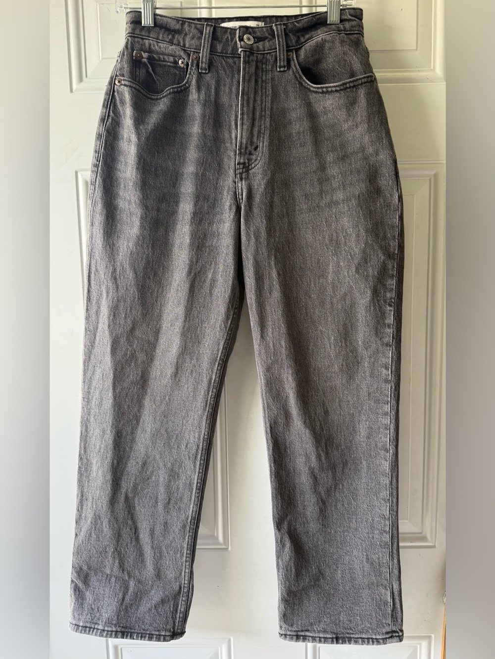 A&F Woman’s the Vintage Straight Denim Jeans Curve Love High Rise